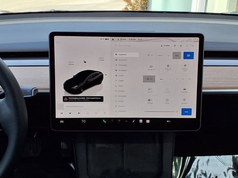 Used 2023 Tesla Model 3 Long Range image 17