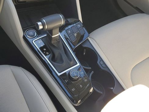 Certified 2024 Kia Sportage EX AWD/4WD image 21