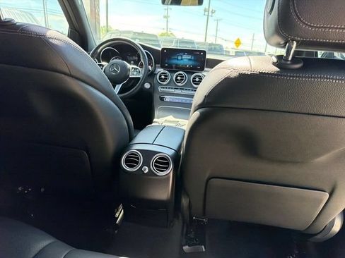 Used 2021 Mercedes-Benz GLC 300 w/ Premium Package image 33