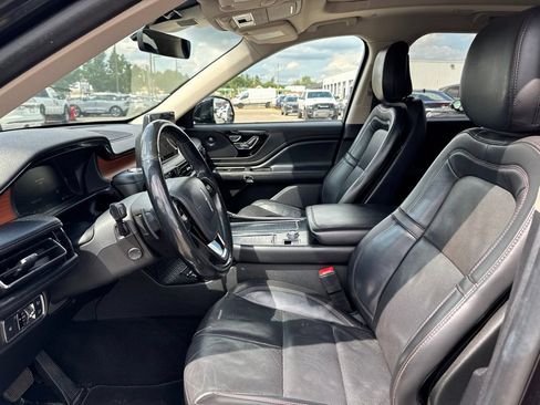 Used 2020 Lincoln Aviator Reserve w/ Equipment Group 201A AWD/4WD image 9