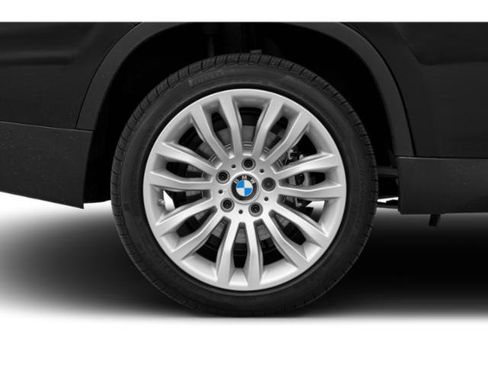 Used 2015 BMW X1 sDrive28i RWD image 11