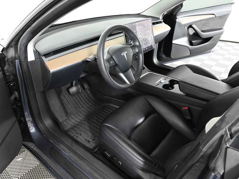 Used 2023 Tesla Model 3 Standard Range RWD image 16
