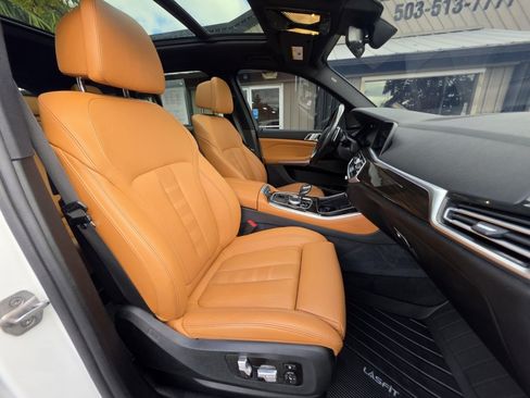 Used 2019 BMW X5 xDrive40i AWD/4WD image 11