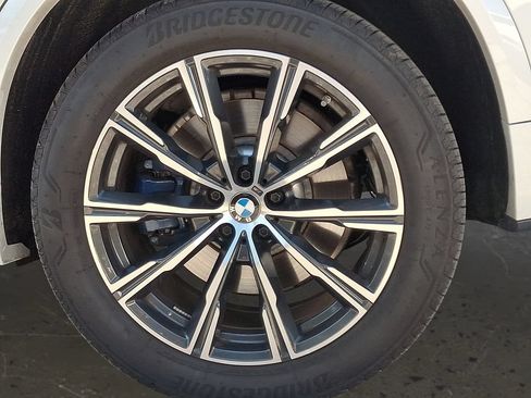 Used 2026 BMW X5 M60i AWD/4WD image 8