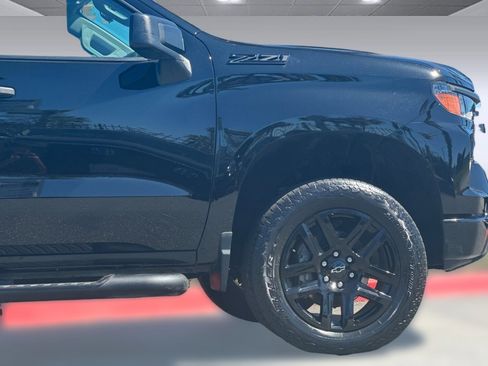 Used 2024 Chevrolet Silverado 1500 Custom Trail Boss w/ Turbomax Blackout Package image 33