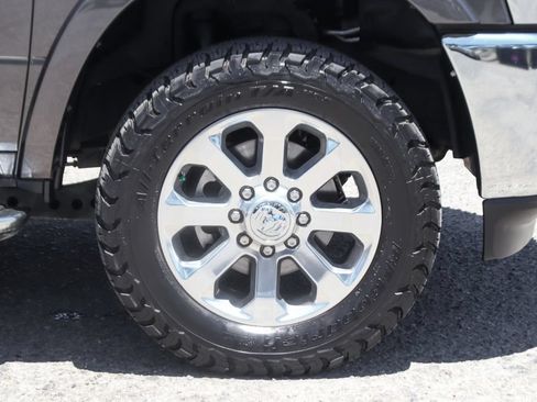 Used 2022 RAM 2500 Laramie AWD/4WD image 42