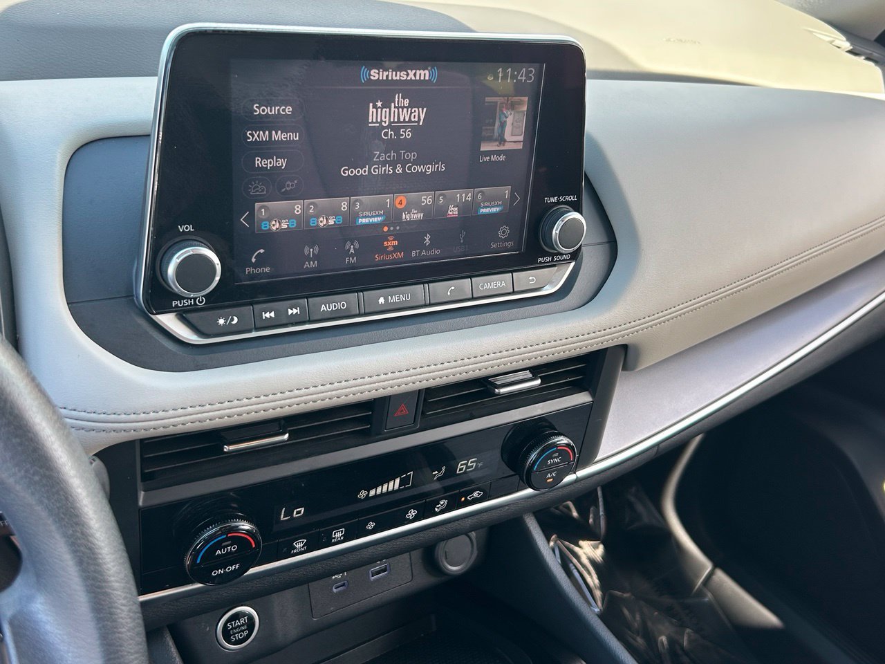 Certified 2023 Nissan Rogue SV FWD image 29