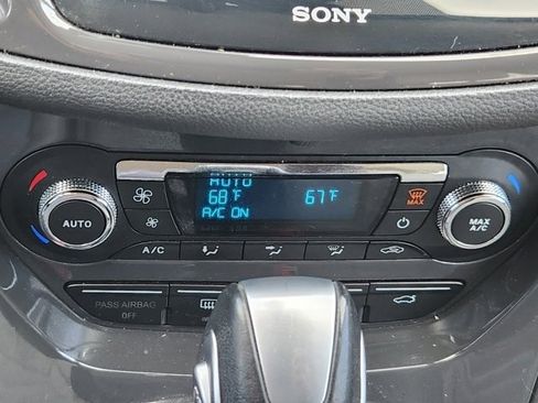 Used 2014 Ford Escape Titanium image 17