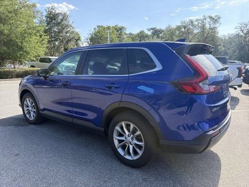 Used 2023 Honda CR-V EX image 3
