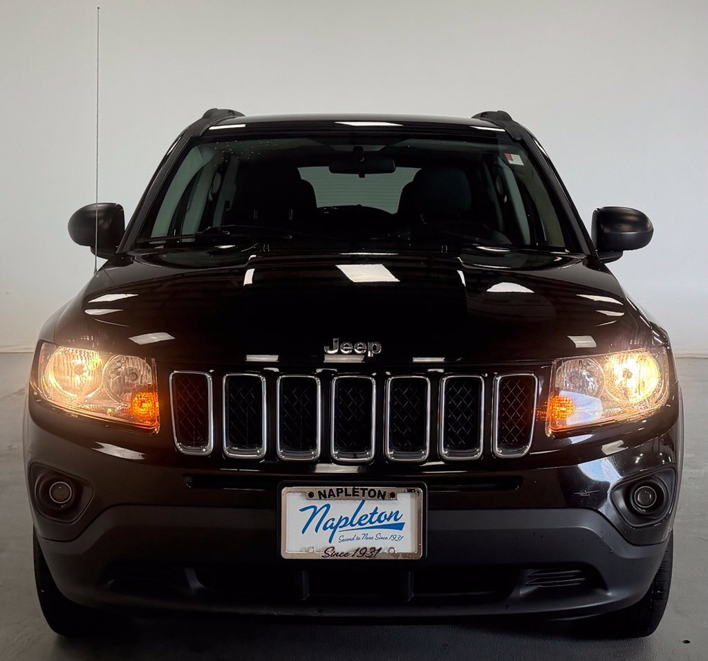 Used 2014 Jeep Compass Sport FWD image 4