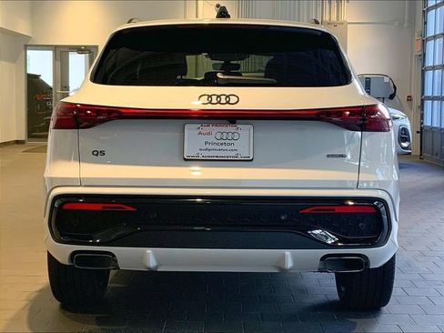New 2026 Audi Q5 Premium Plus AWD/4WD image 2
