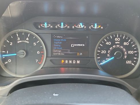 Used 2020 Ford F150 XLT w/ Equipment Group 302A Luxury AWD/4WD image 24
