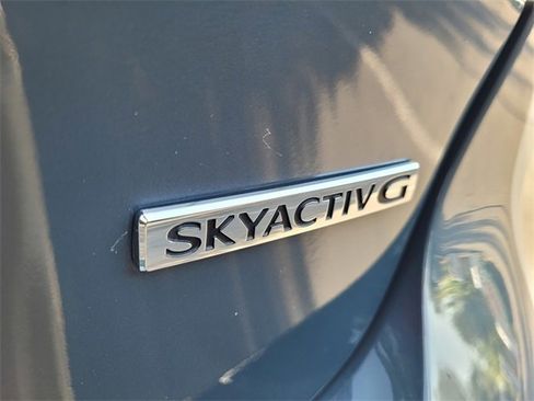 Used 2022 MAZDA MAZDA3 s image 26