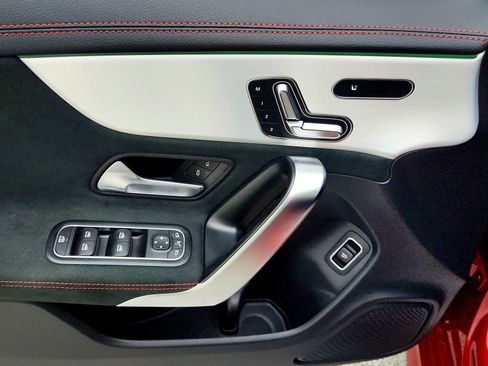 Certified 2025 Mercedes-Benz CLA 250 image 20