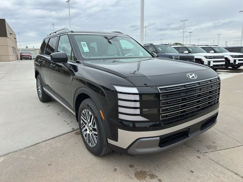 New 2026 Hyundai Palisade SEL FWD image 2