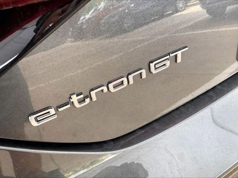 Used 2023 Audi e-tron GT Premium Plus AWD/4WD image 29