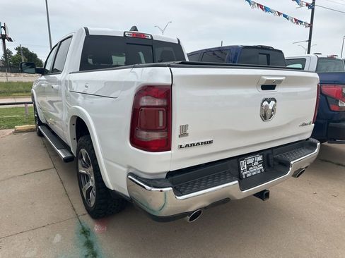 Used 2019 RAM 1500 Laramie AWD/4WD image 3