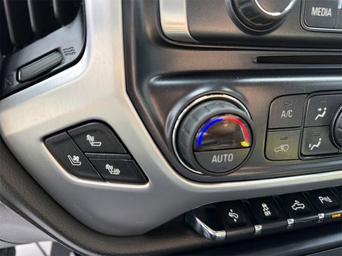 Used 2018 GMC Sierra 1500 SLT image 25