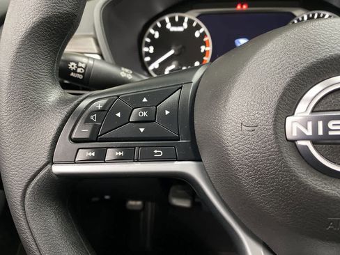 Used 2025 Nissan Altima 2.5 SV FWD image 20