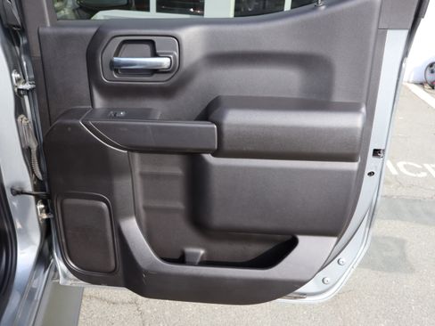 Certified 2024 Chevrolet Silverado 1500 Custom image 32