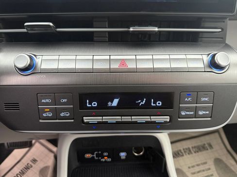Used 2025 Hyundai Kona SEL AWD/4WD image 23