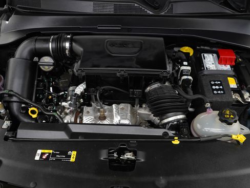 Used 2023 Jeep Compass Limited w/ Sun and Sound Group AWD/4WD image 31