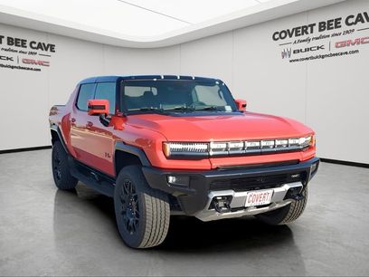 New 2025 GMC Hummer EV 2X w/ LPO, Dark Essentials Package