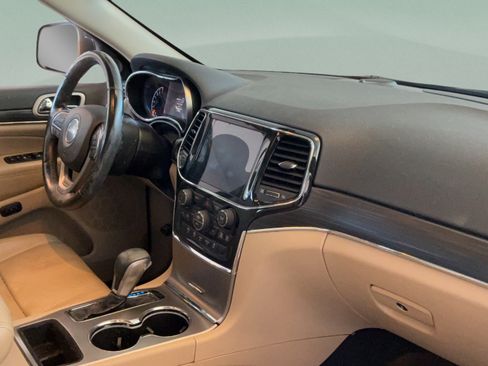 Used 2021 Jeep Grand Cherokee Limited RWD image 39