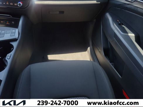 New 2026 Kia Sportage S AWD/4WD image 13