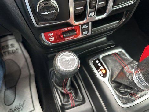 Certified 2021 Jeep Wrangler Unlimited Rubicon image 19