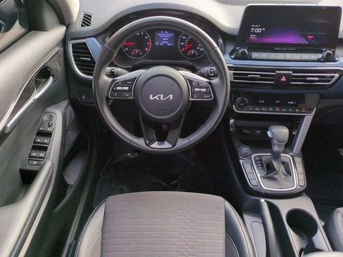 Used 2023 Kia Seltos Nightfall Edition AWD/4WD image 16