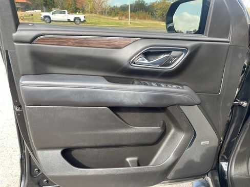 Used 2023 Chevrolet Tahoe Z71 image 11