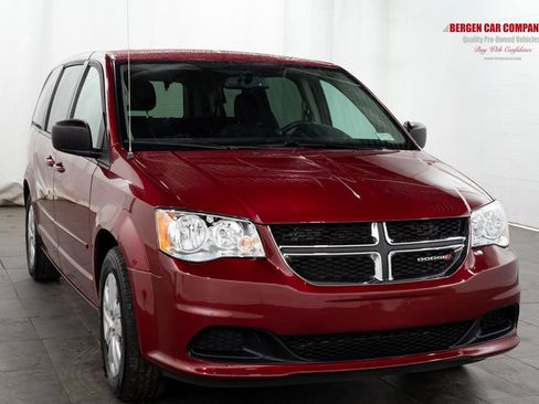 Used 2014 Dodge Grand Caravan SE w/ Quick Order Package 29E SE FWD image 1
