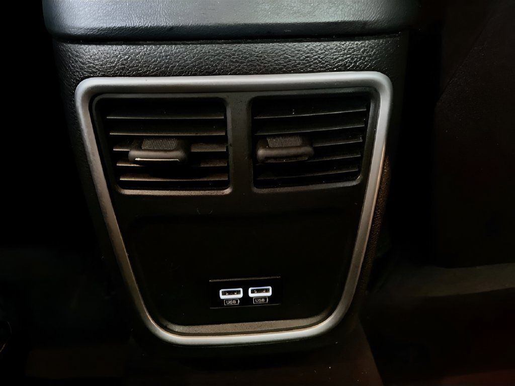 Used 2022 Dodge Charger Scat Pack RWD image 25