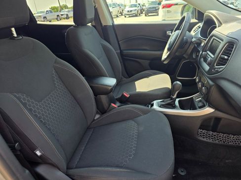 Used 2018 Jeep Compass Sport FWD image 22