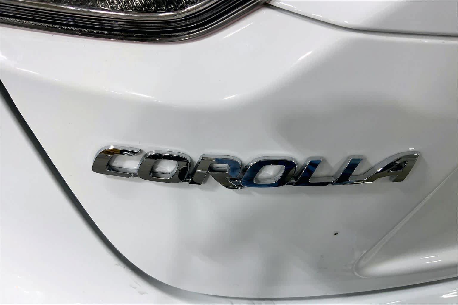 Used 2024 Toyota Corolla LE FWD image 10