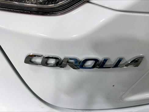 Used 2024 Toyota Corolla LE FWD image 10