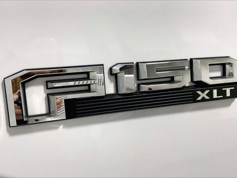 Used 2019 Ford F150 XLT w/ Equipment Group 302A Luxury image 8