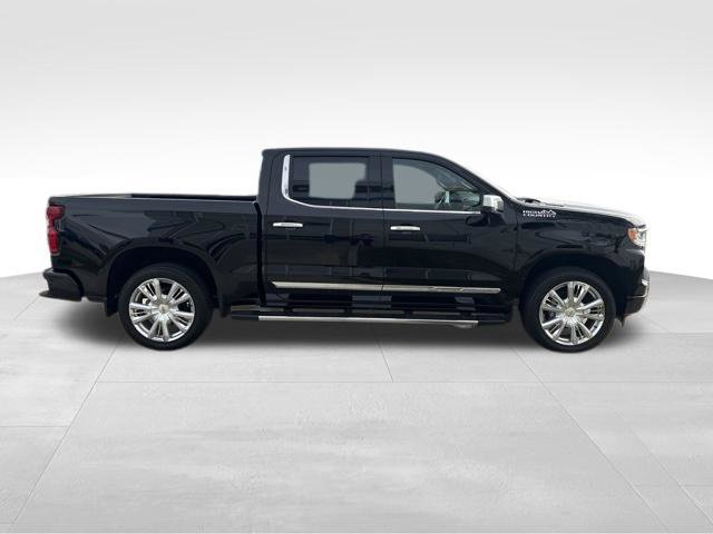 Used 2026 Chevrolet Silverado 1500 High Country w/ High Country Premium Package AWD/4WD image 8