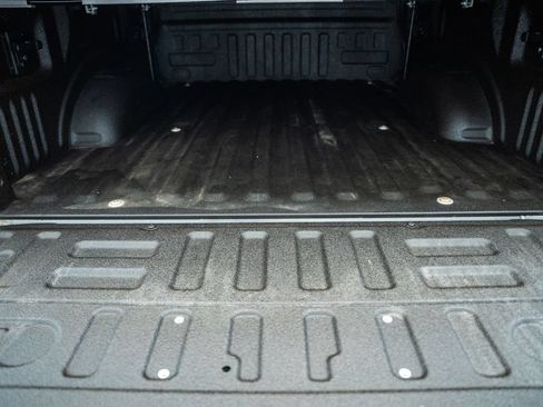 Used 2015 Ford F150 Lariat w/ Equipment Group 501A Mid AWD/4WD image 11