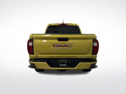 Used 2023 GMC Canyon AT4 image 14