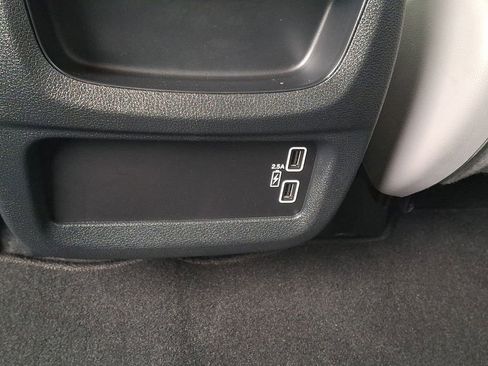 Used 2023 Honda Passport EX-L image 11