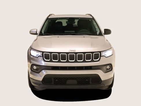 Used 2022 Jeep Compass Latitude w/ Sun and Sound Group image 3