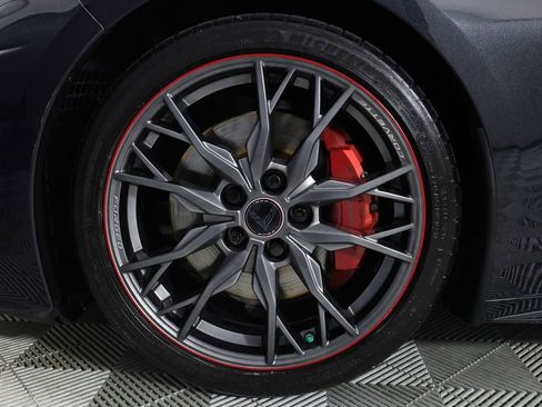 Used 2023 Chevrolet Corvette Stingray Premium Cpe w/ Z51 Performance Package RWD image 46