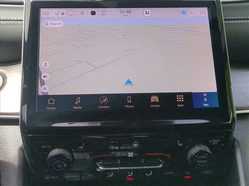 Used 2025 Jeep Grand Cherokee Limited image 15