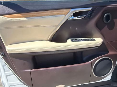 Used 2018 Lexus RX 350L FWD image 12