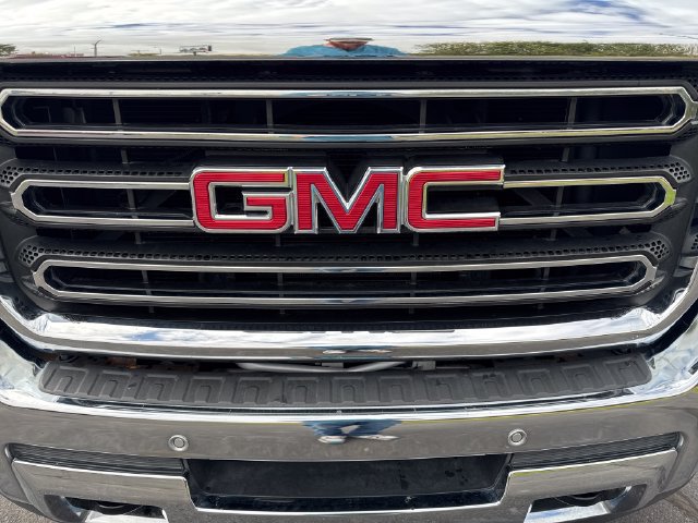 Used 2019 GMC Sierra 2500 SLT w/ Duramax Plus Package AWD/4WD image 32