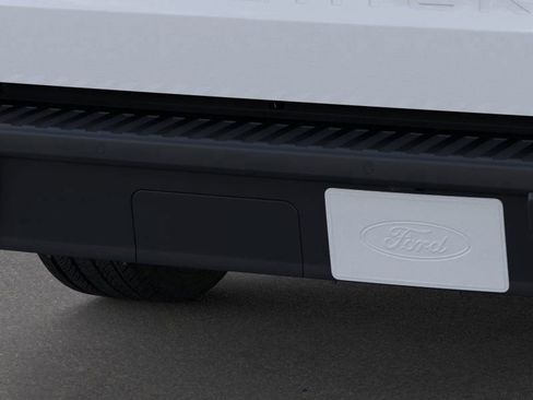 New 2025 Ford Maverick XL w/ Equipment Group 102A image 24