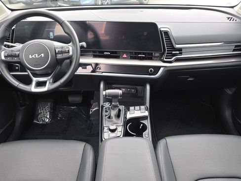 Certified 2025 Kia Sportage EX AWD/4WD image 20