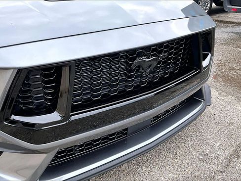 Used 2025 Ford Mustang GT Premium w/ GT Performance Package RWD image 30